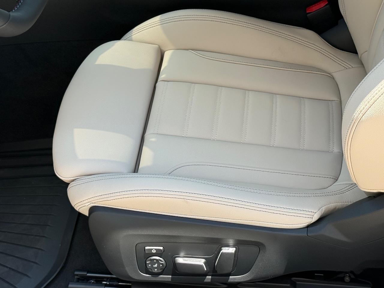 BMW 4 Series Vehicle Image 18