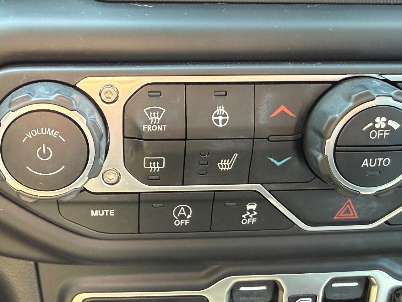 Jeep Wrangler Vehicle Image 20