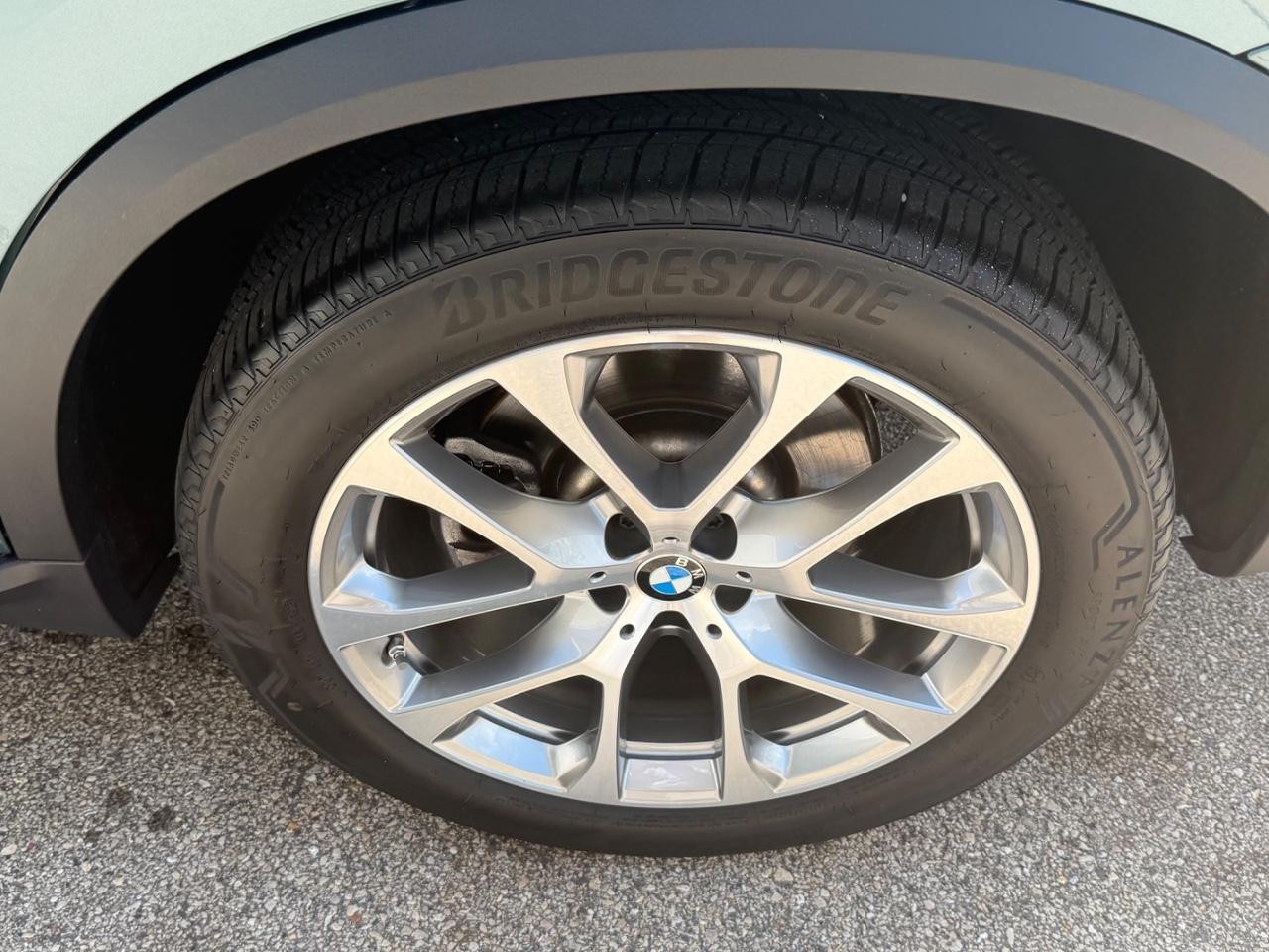BMW X5 Vehicle Image 07