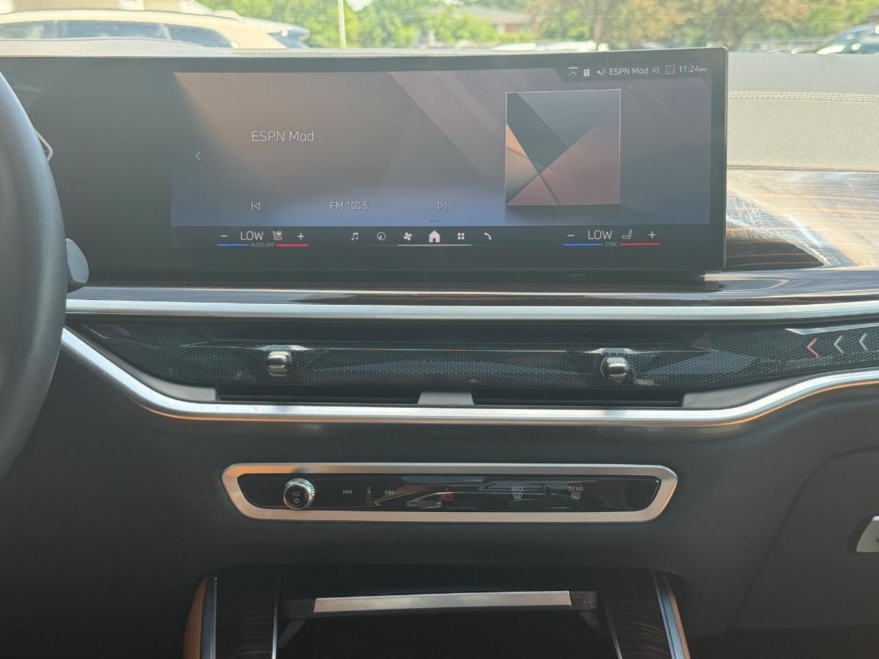 BMW X5 Vehicle Image 12