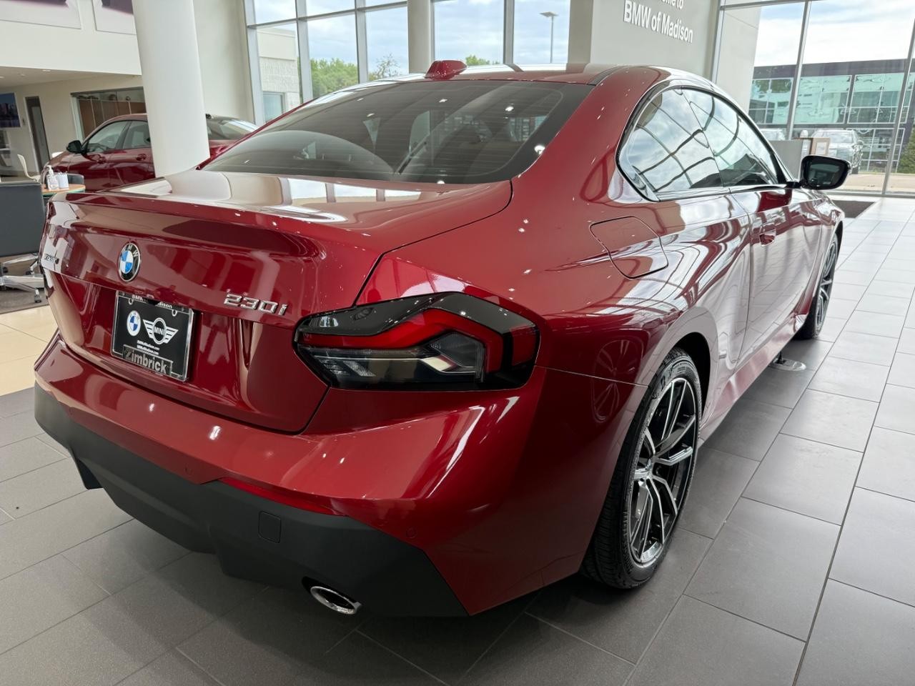 BMW 2 Series Vehicle Image 02