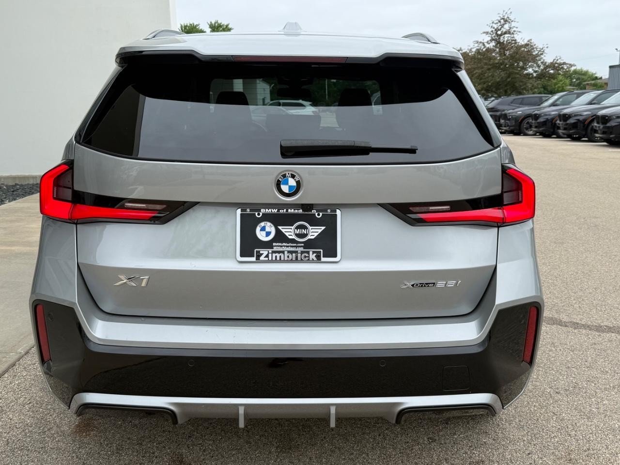 BMW X1 Vehicle Image 04