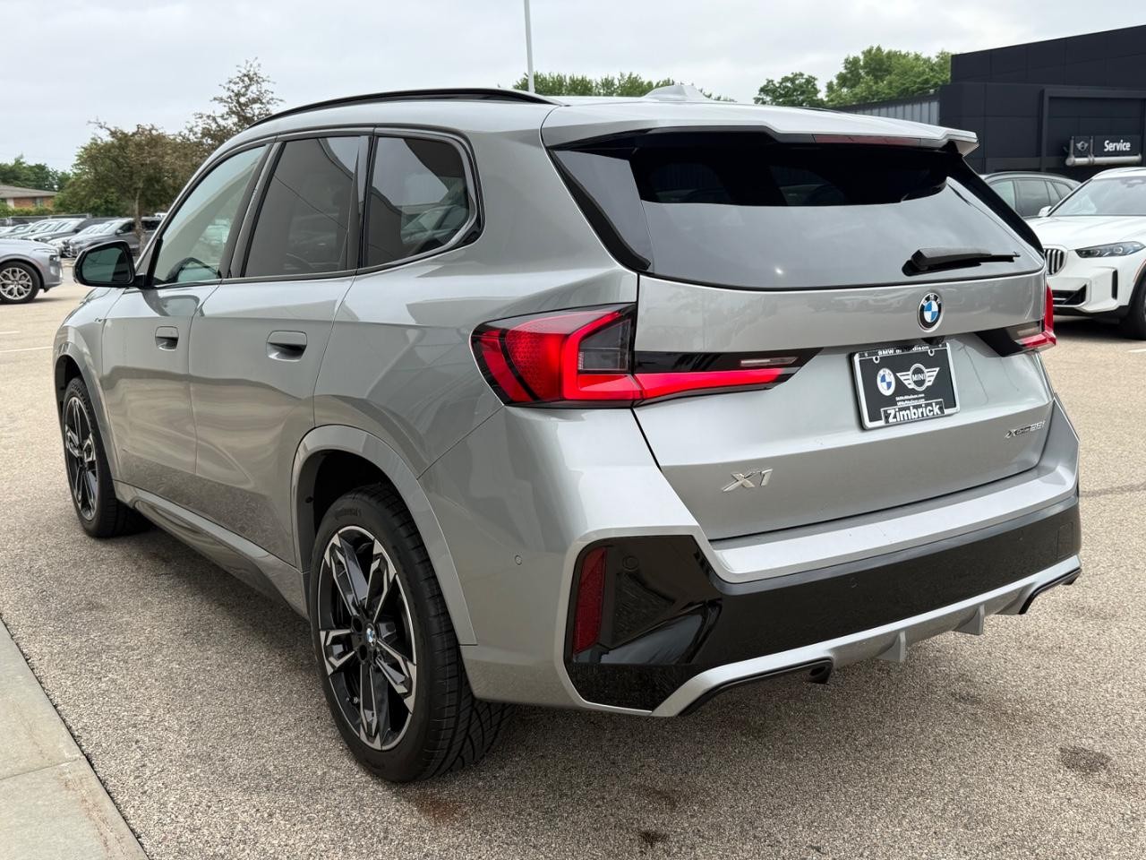 BMW X1 Vehicle Image 06
