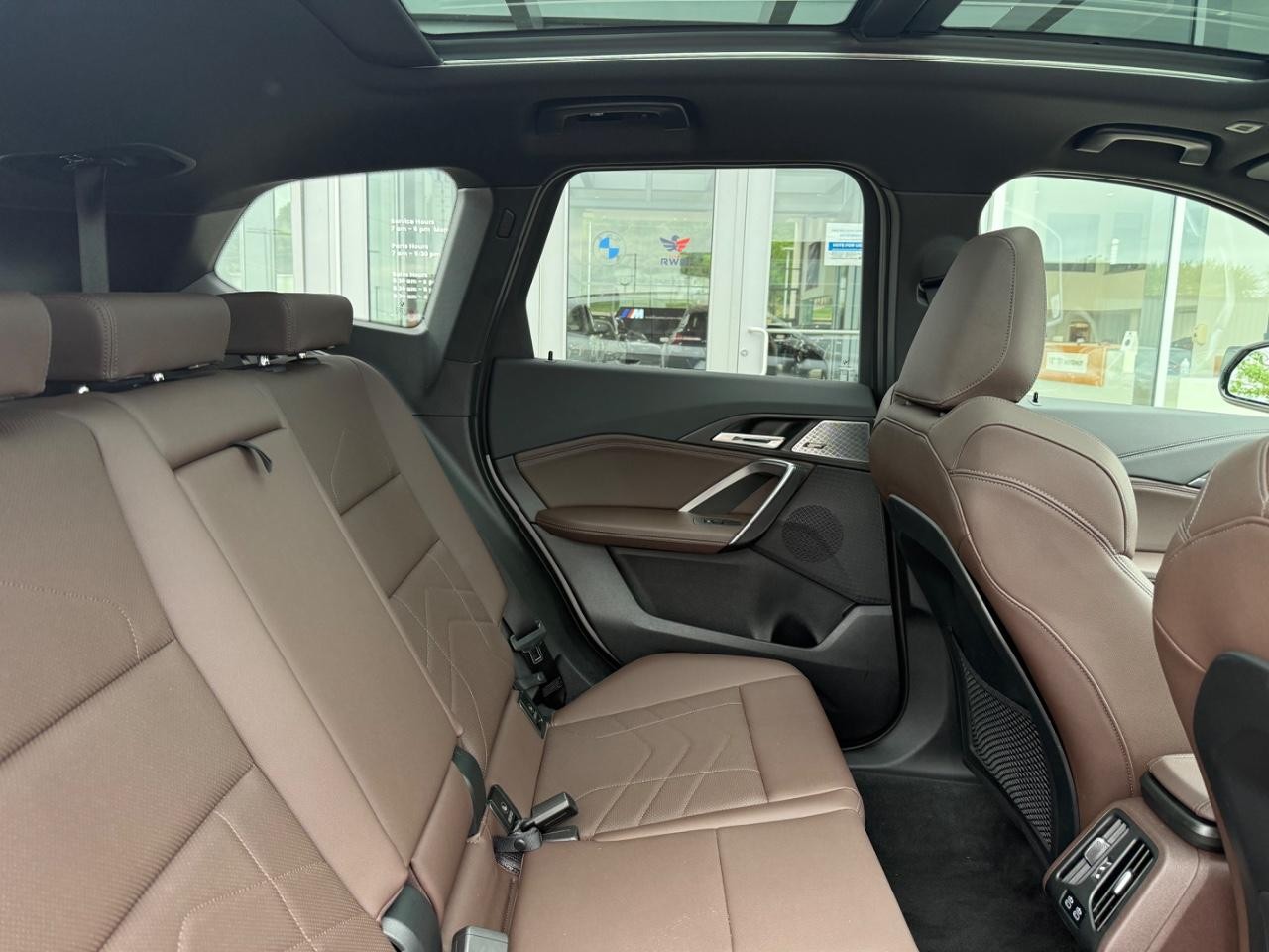 BMW X1 Vehicle Image 10