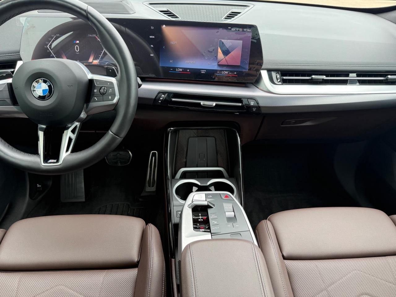 BMW X1 Vehicle Image 11