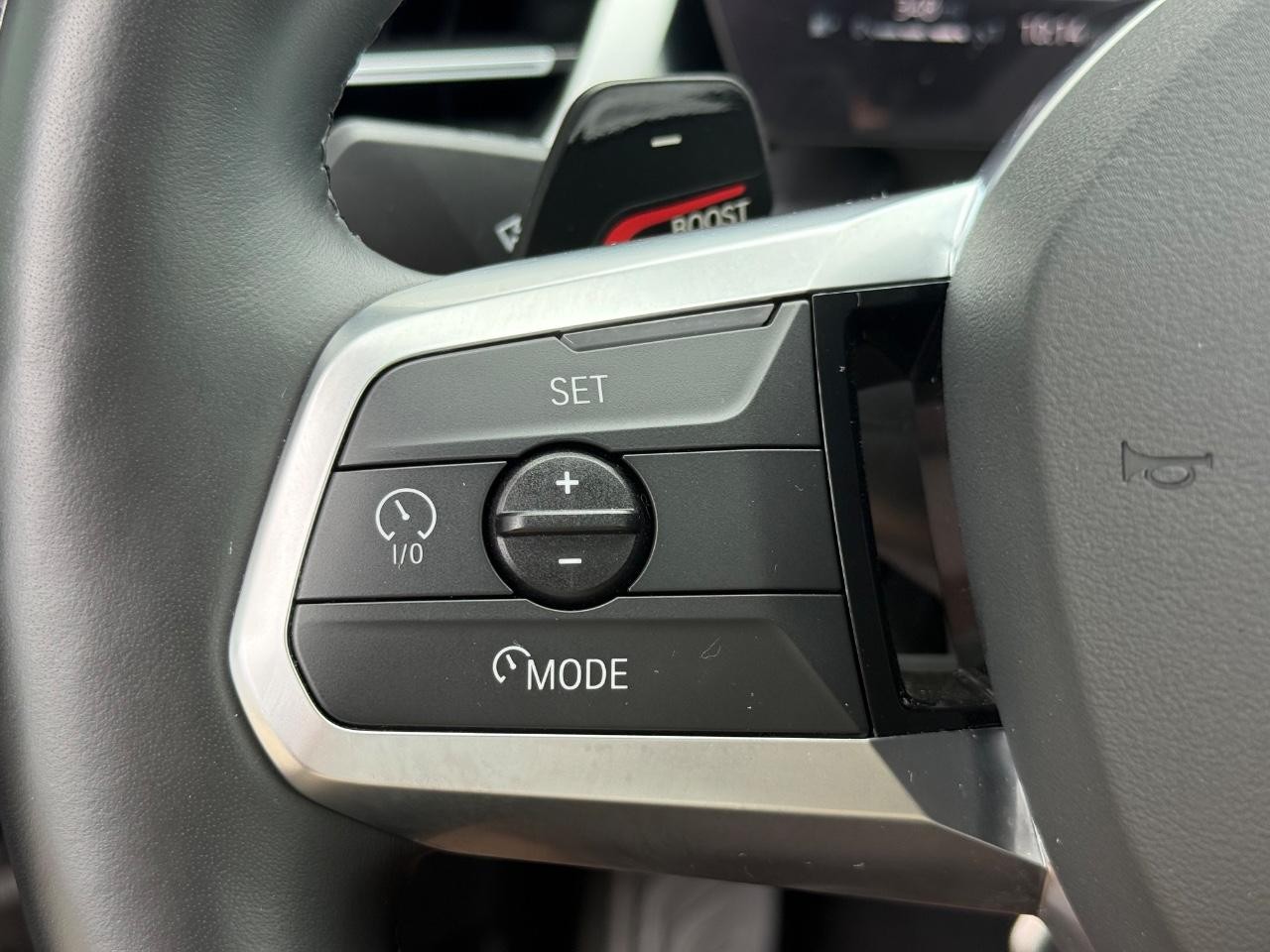BMW X1 Vehicle Image 17