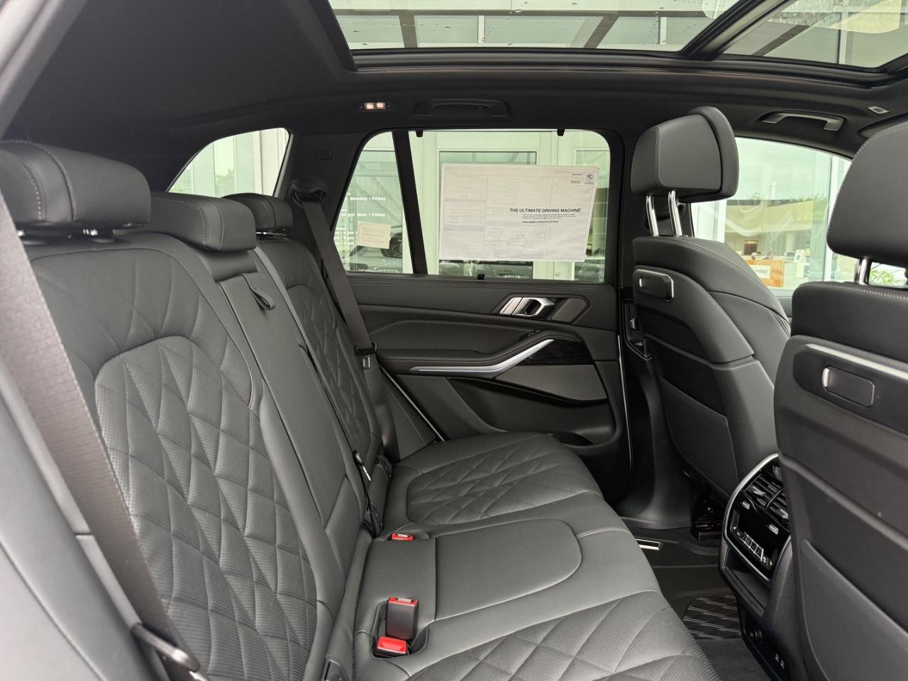 BMW X5 Vehicle Image 05