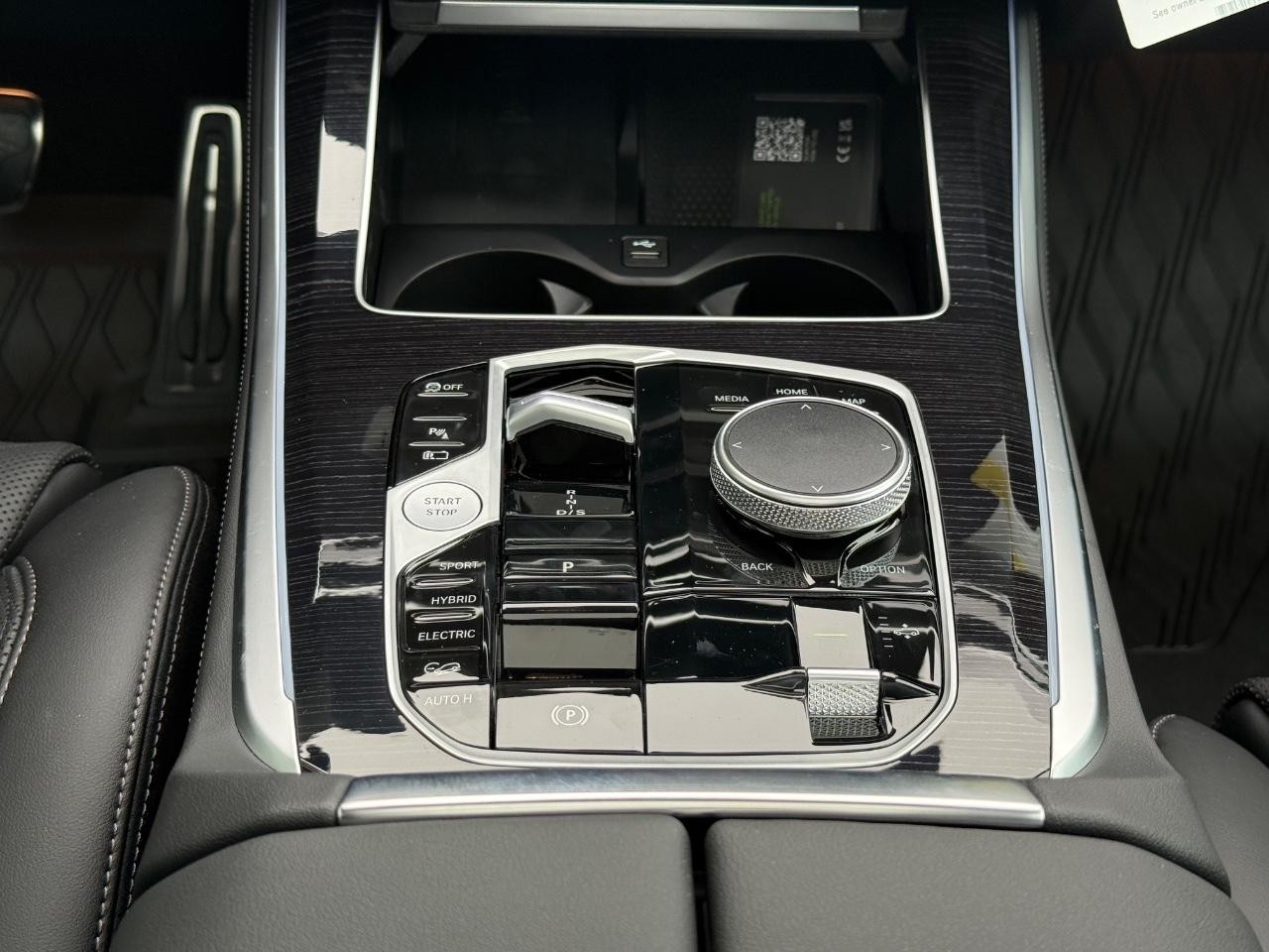 BMW X5 Vehicle Image 08