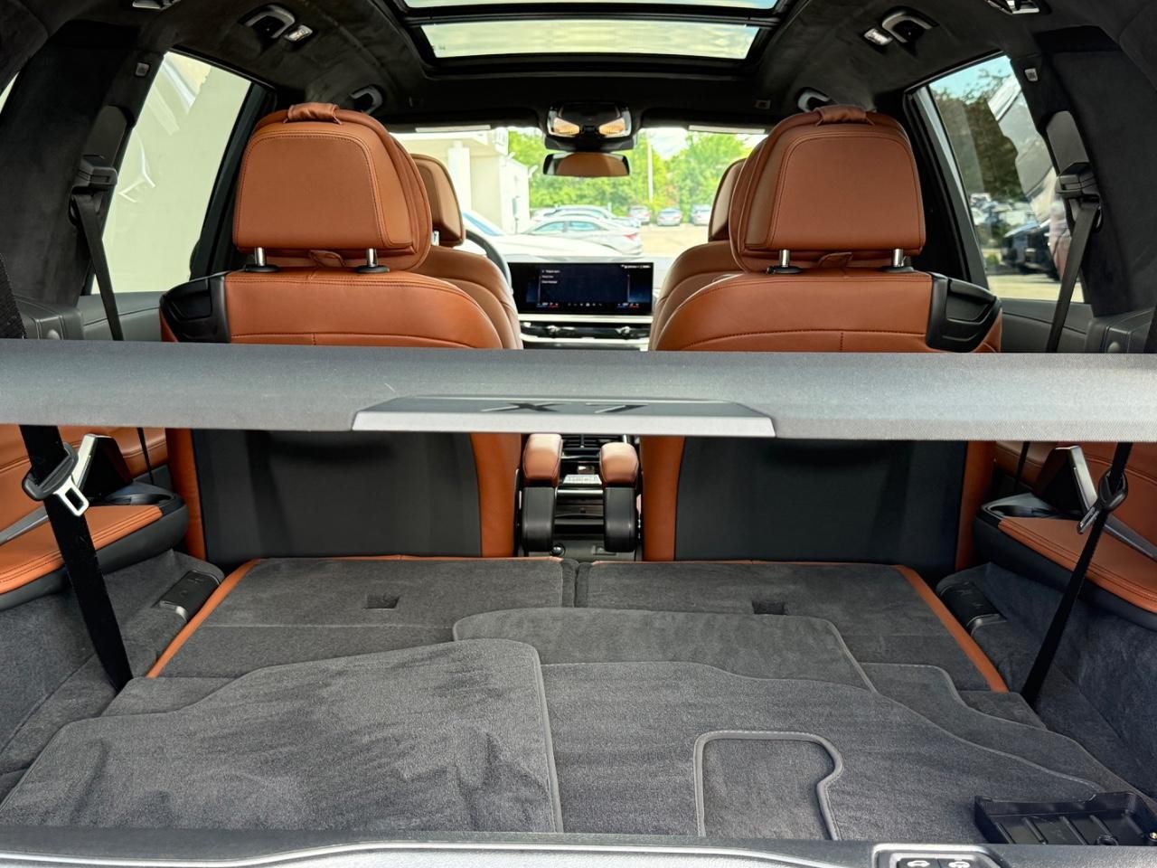 BMW X7 Vehicle Image 05