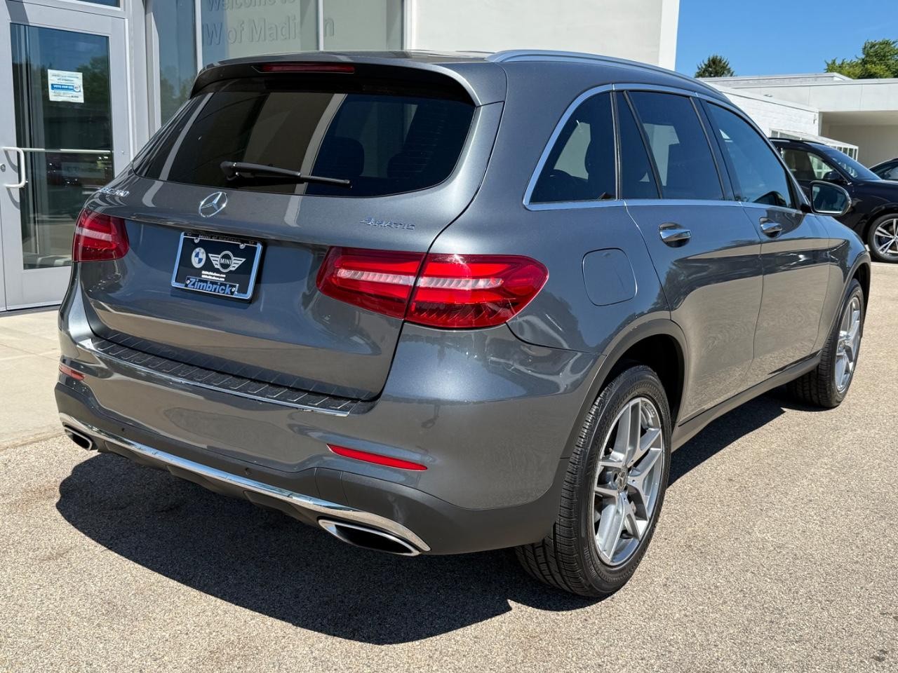Mercedes-Benz GLC Vehicle Image 03