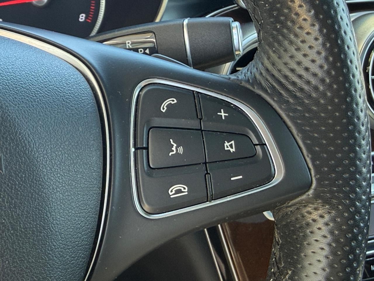 Mercedes-Benz GLC Vehicle Image 19