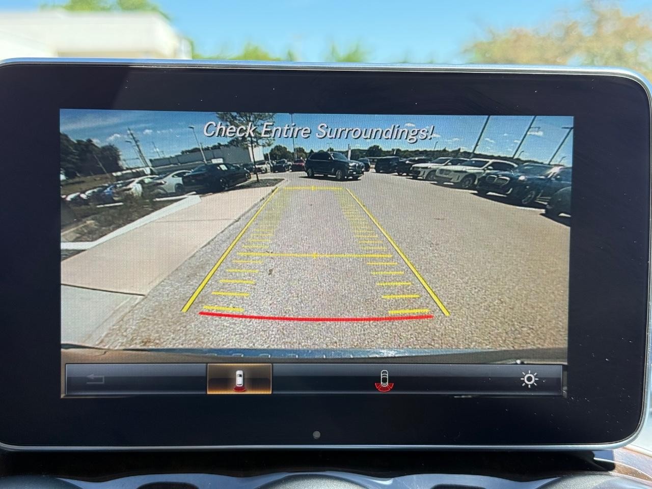 Mercedes-Benz GLC Vehicle Image 22
