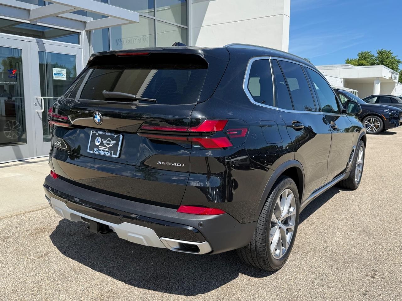BMW X5 Vehicle Image 03
