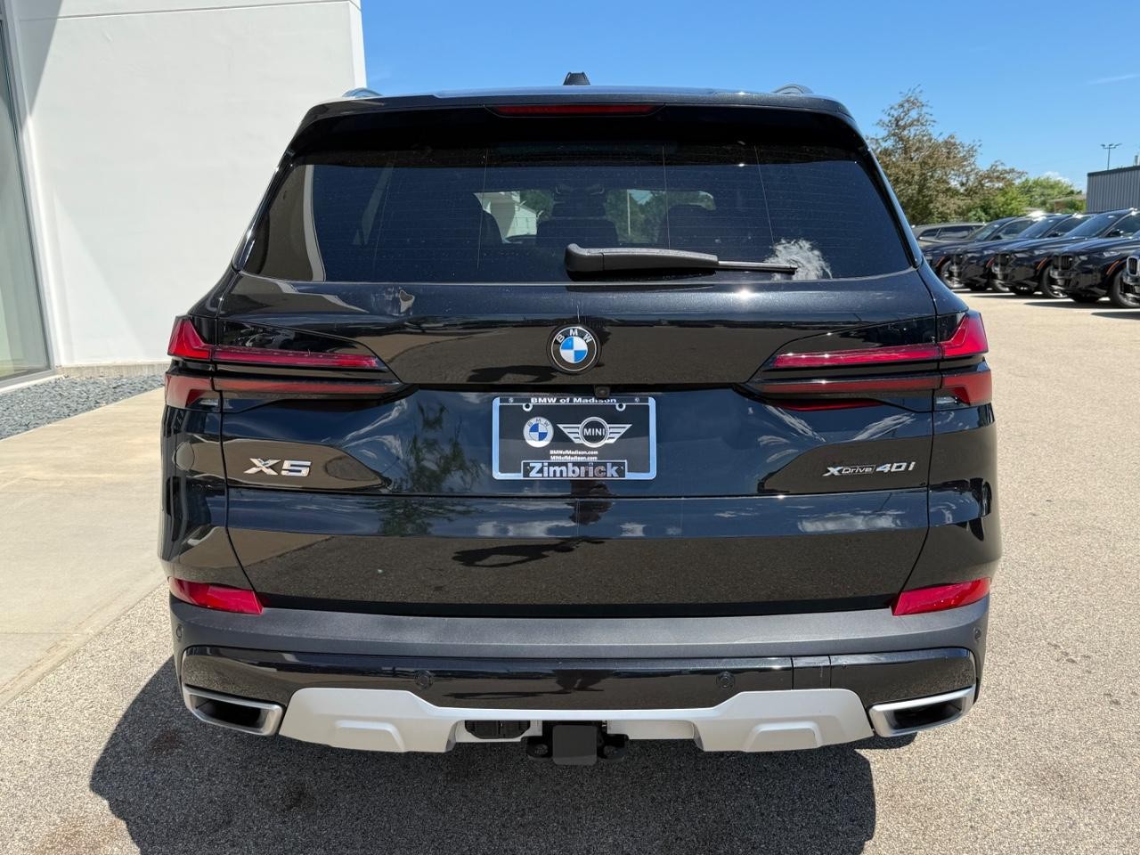 BMW X5 Vehicle Image 04