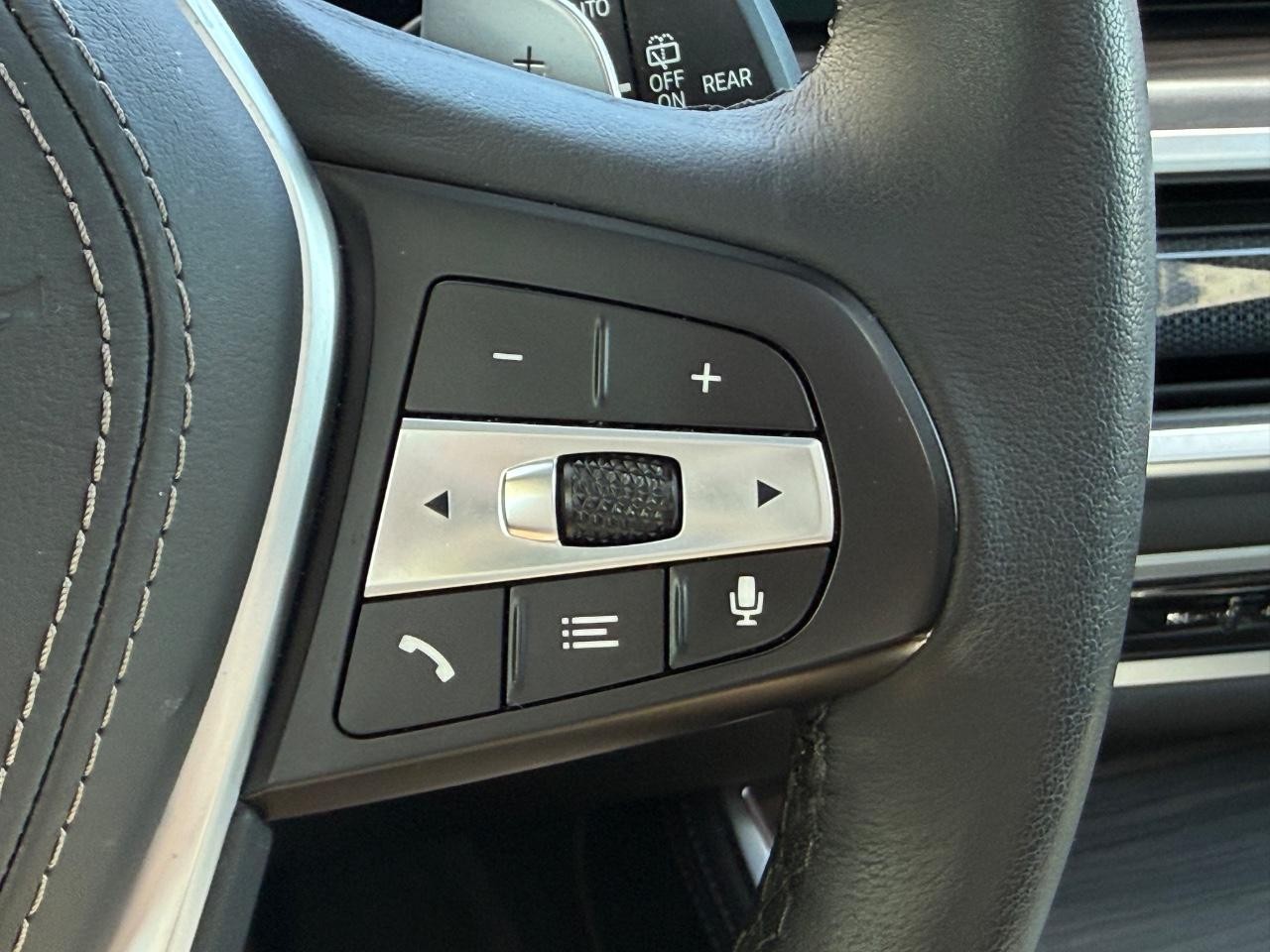 BMW X5 Vehicle Image 18