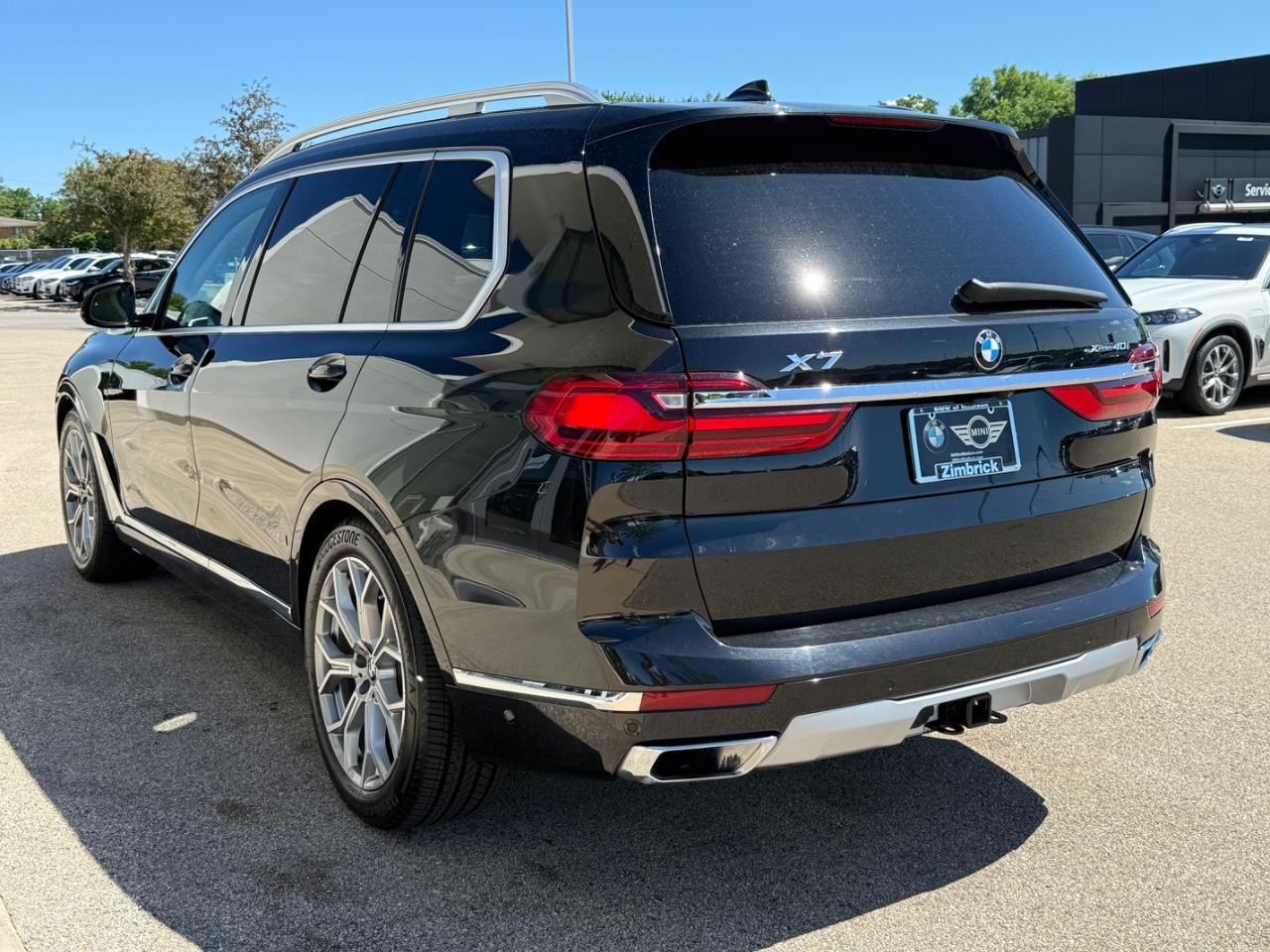 BMW X7 Vehicle Image 06