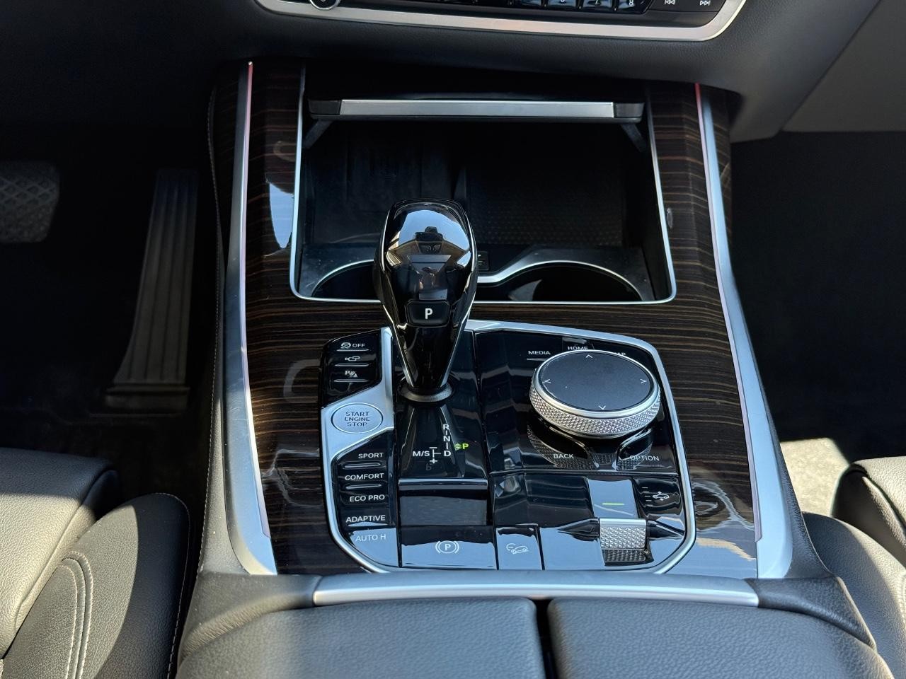 BMW X7 Vehicle Image 13