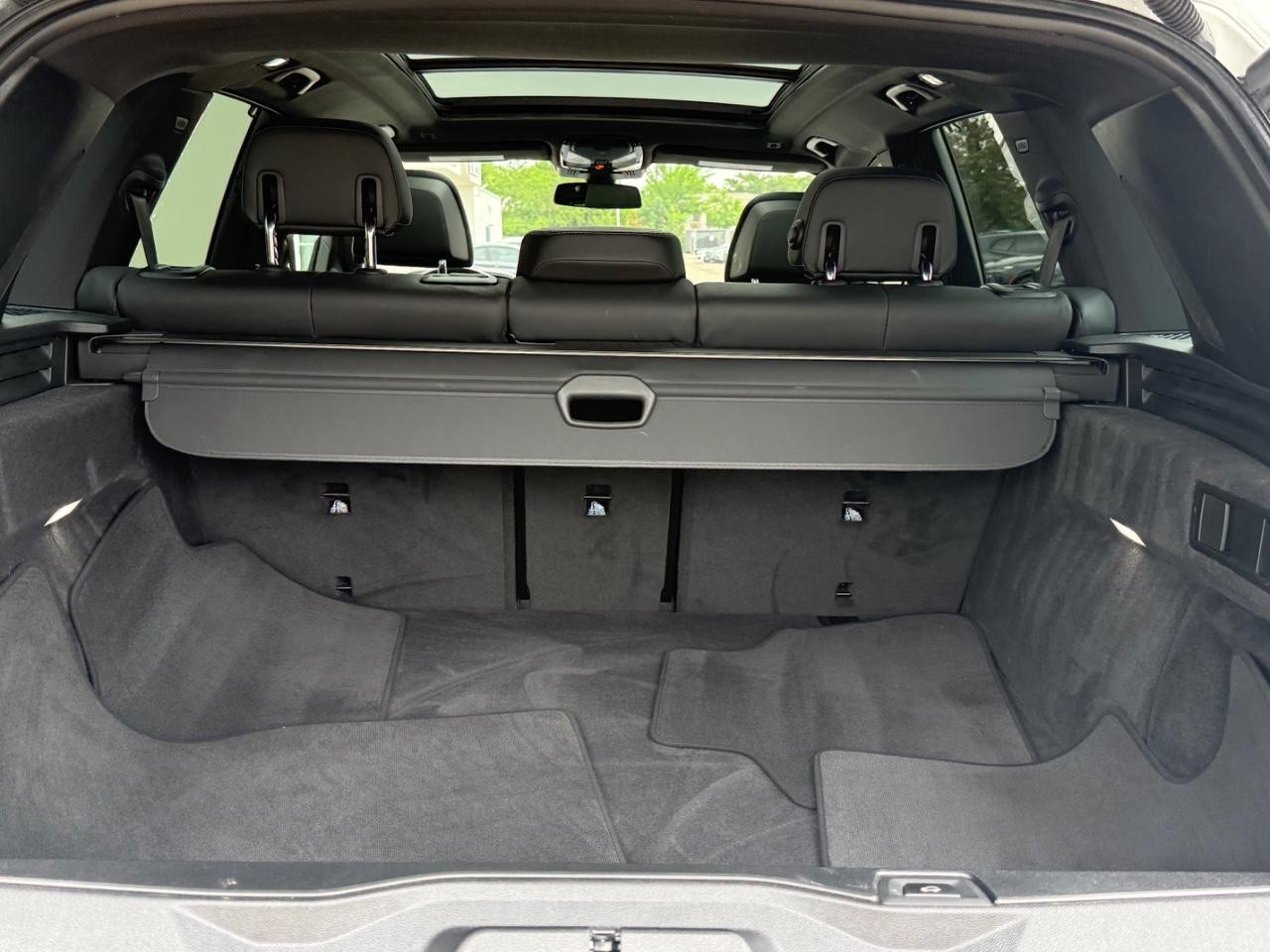 BMW X5 Vehicle Image 05