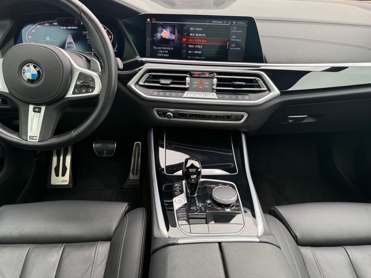 BMW X5 Vehicle Image 11