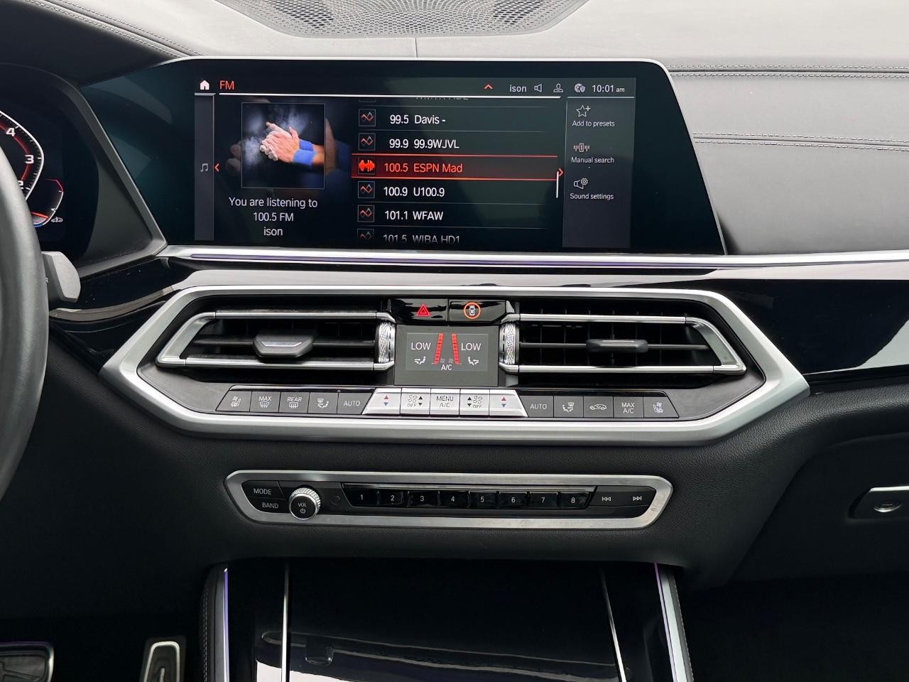 BMW X5 Vehicle Image 12