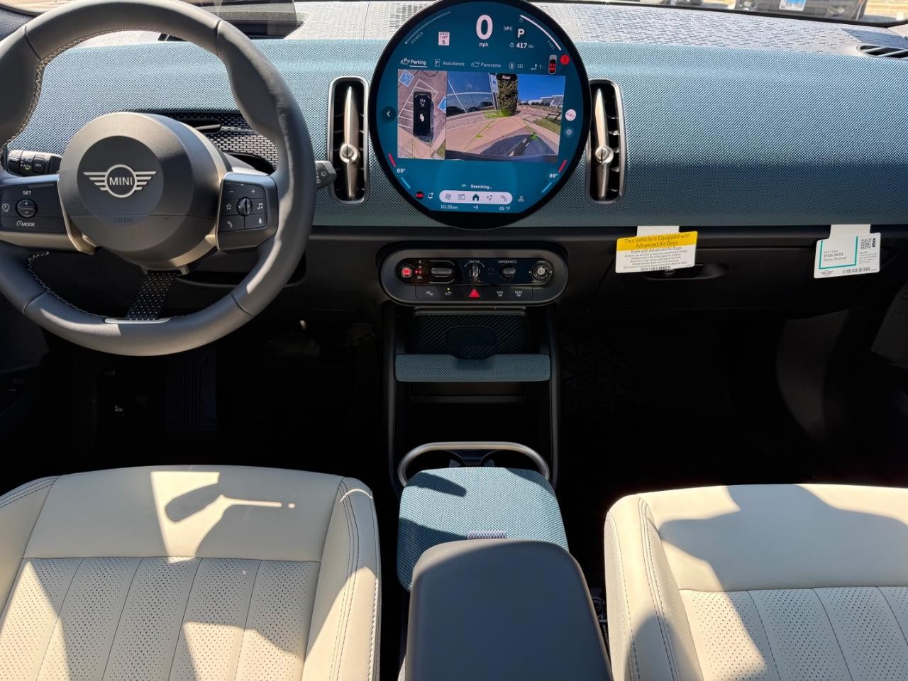 MINI Countryman Vehicle Image 06