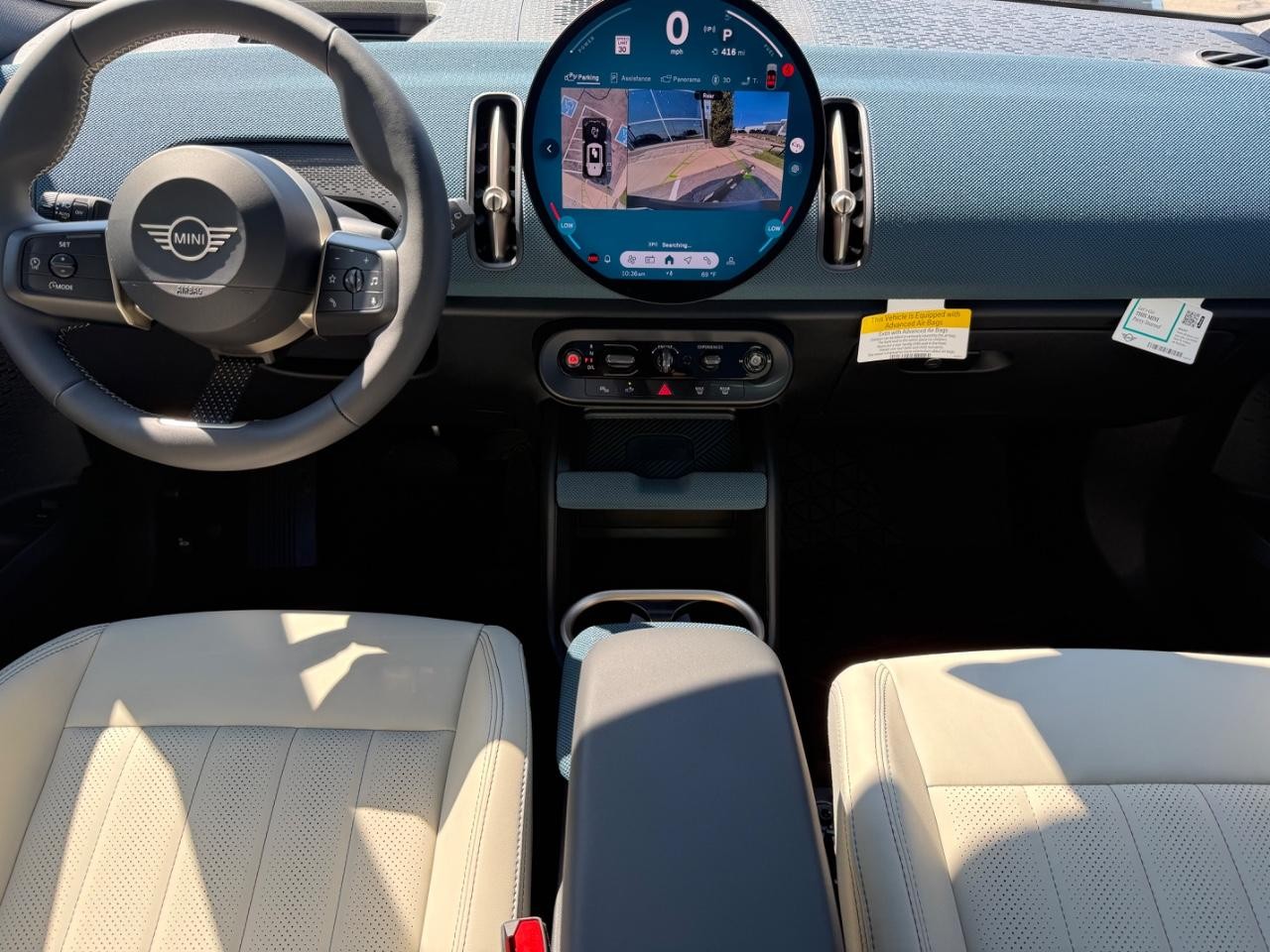 MINI Countryman Vehicle Image 06