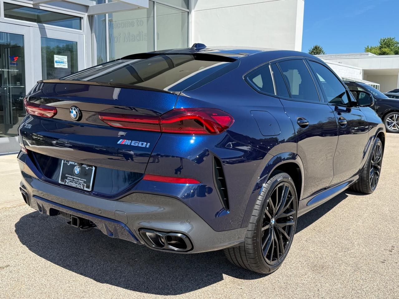 BMW X6 Vehicle Image 03