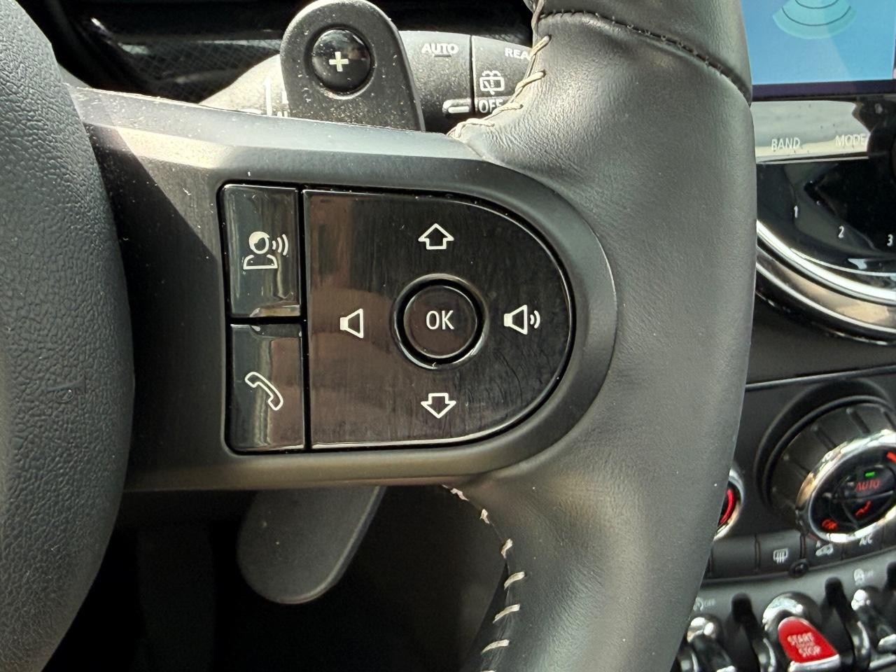 MINI Clubman Vehicle Image 17