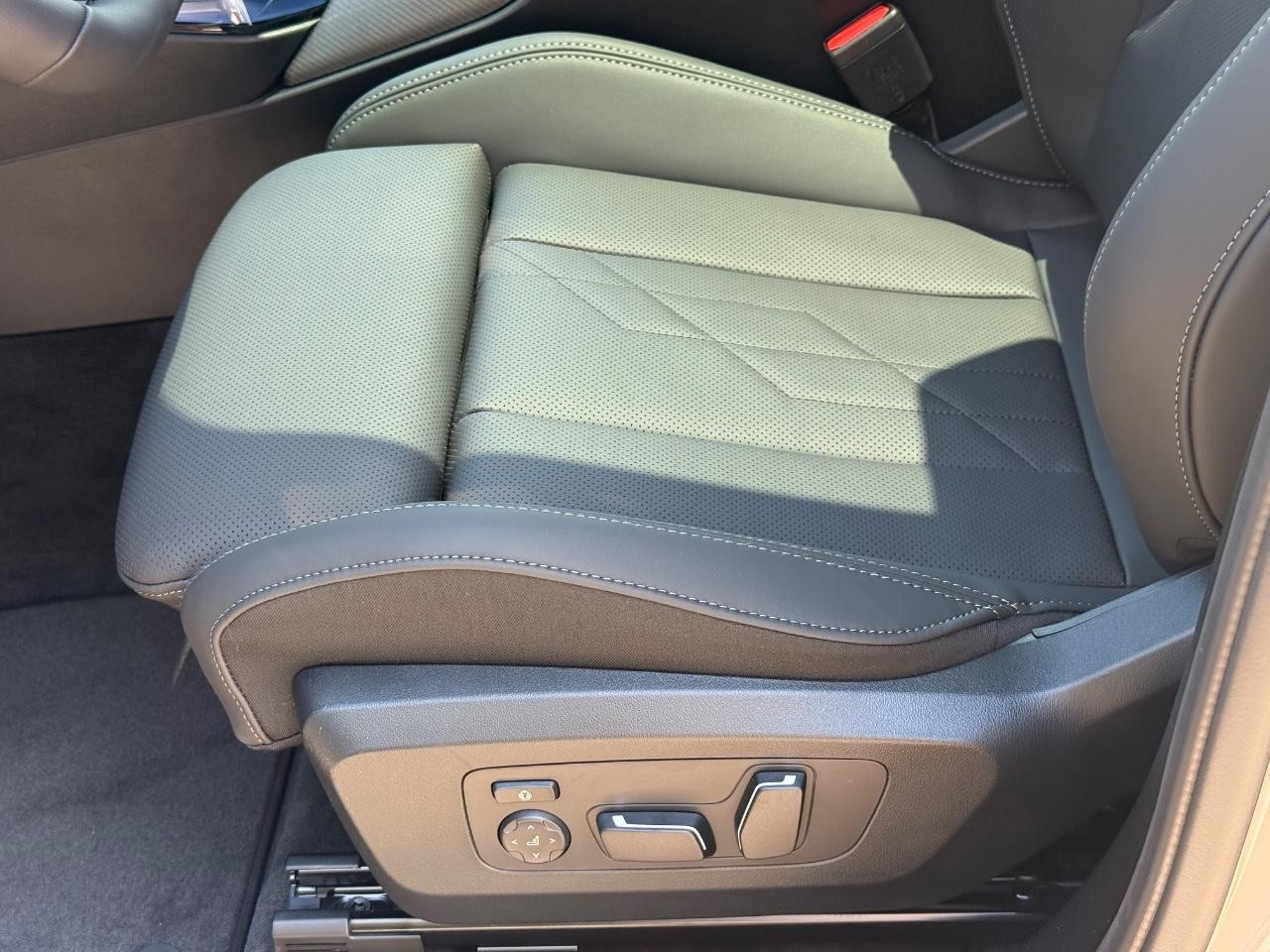BMW X3 Vehicle Image 19