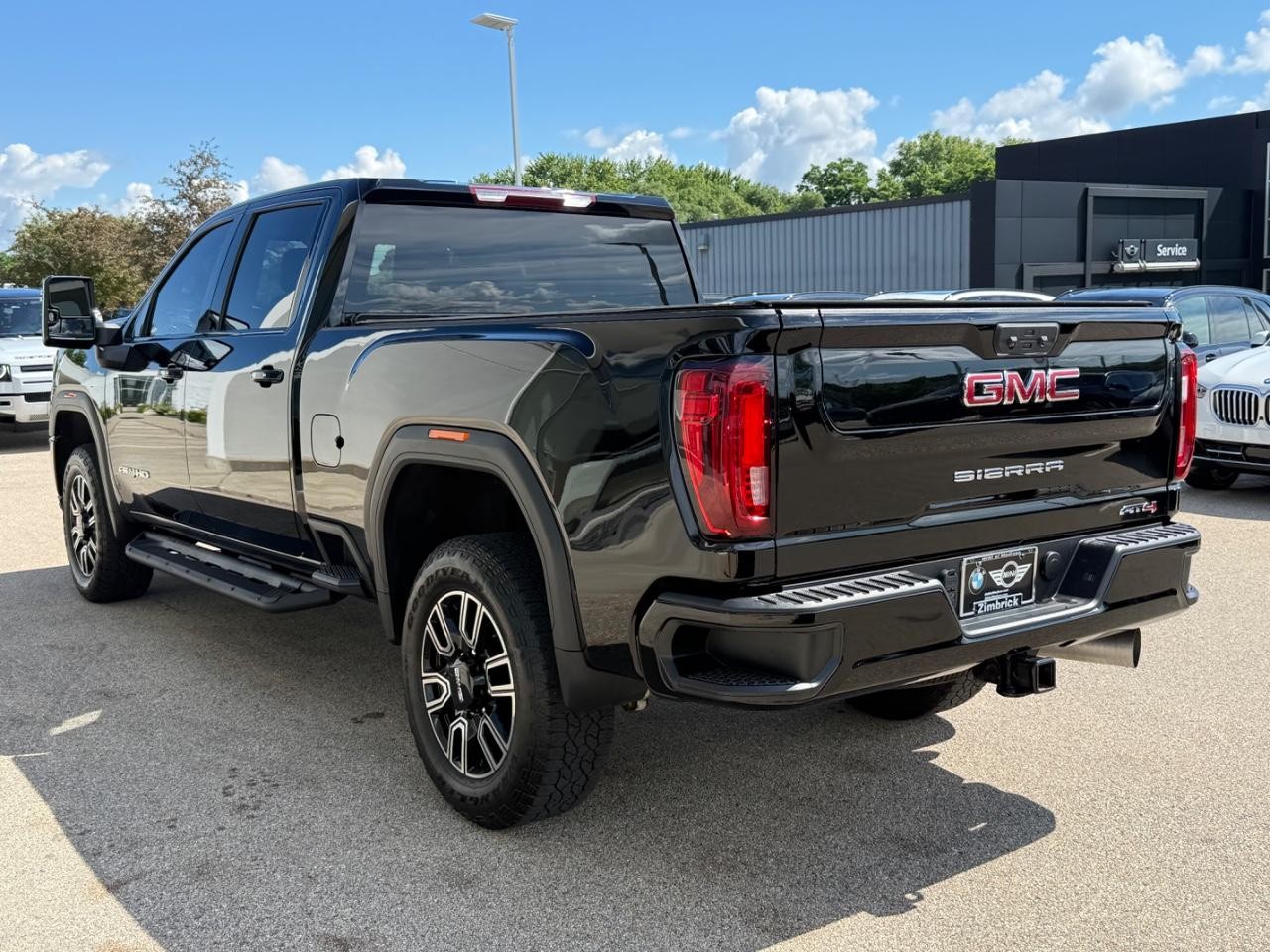GMC Sierra 2500HD Vehicle Image 06