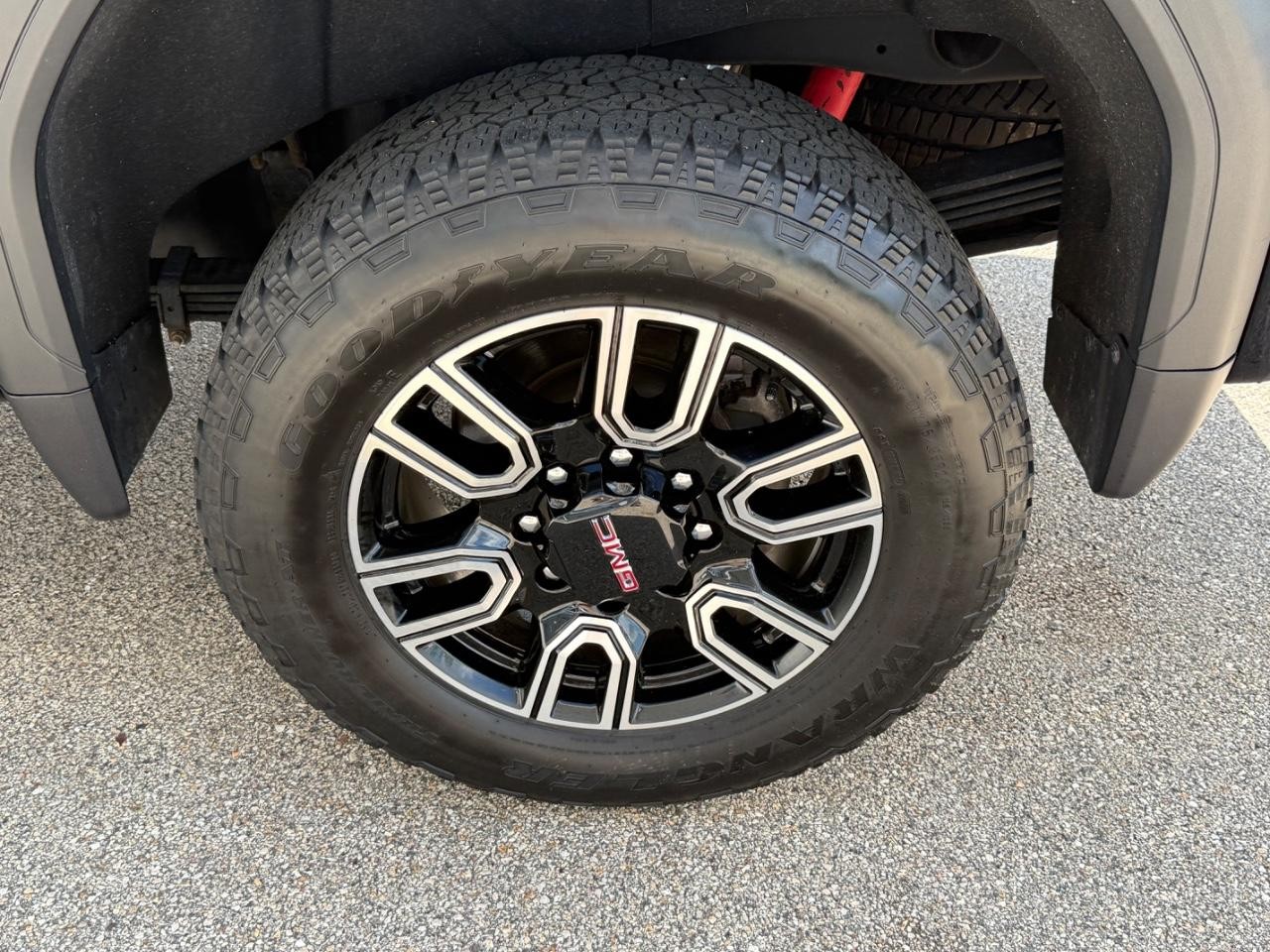 GMC Sierra 2500HD Vehicle Image 07