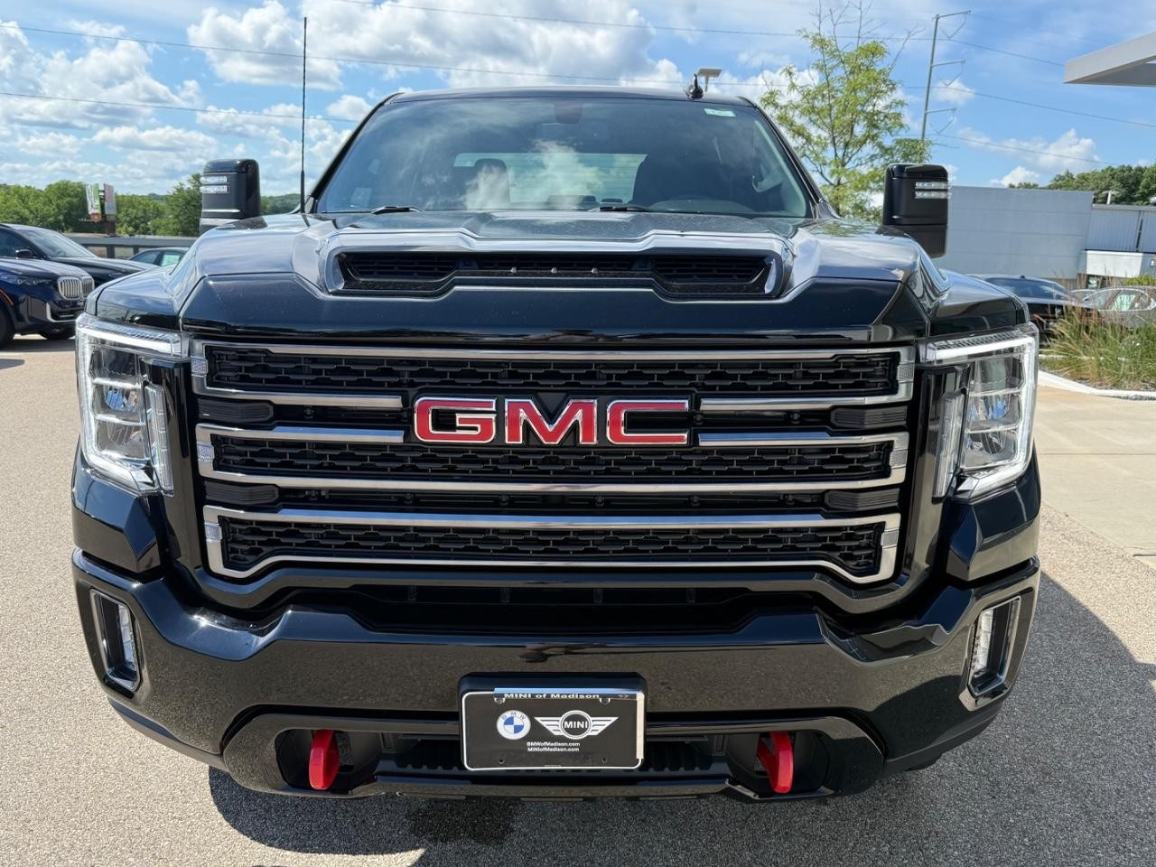 GMC Sierra 2500HD Vehicle Image 09