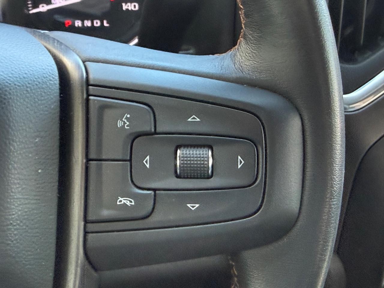 GMC Sierra 2500HD Vehicle Image 16