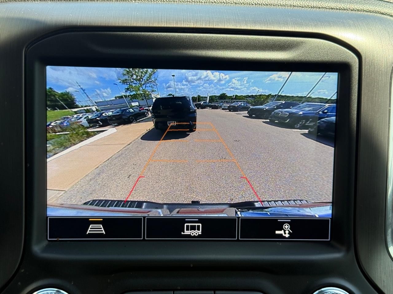 GMC Sierra 2500HD Vehicle Image 18