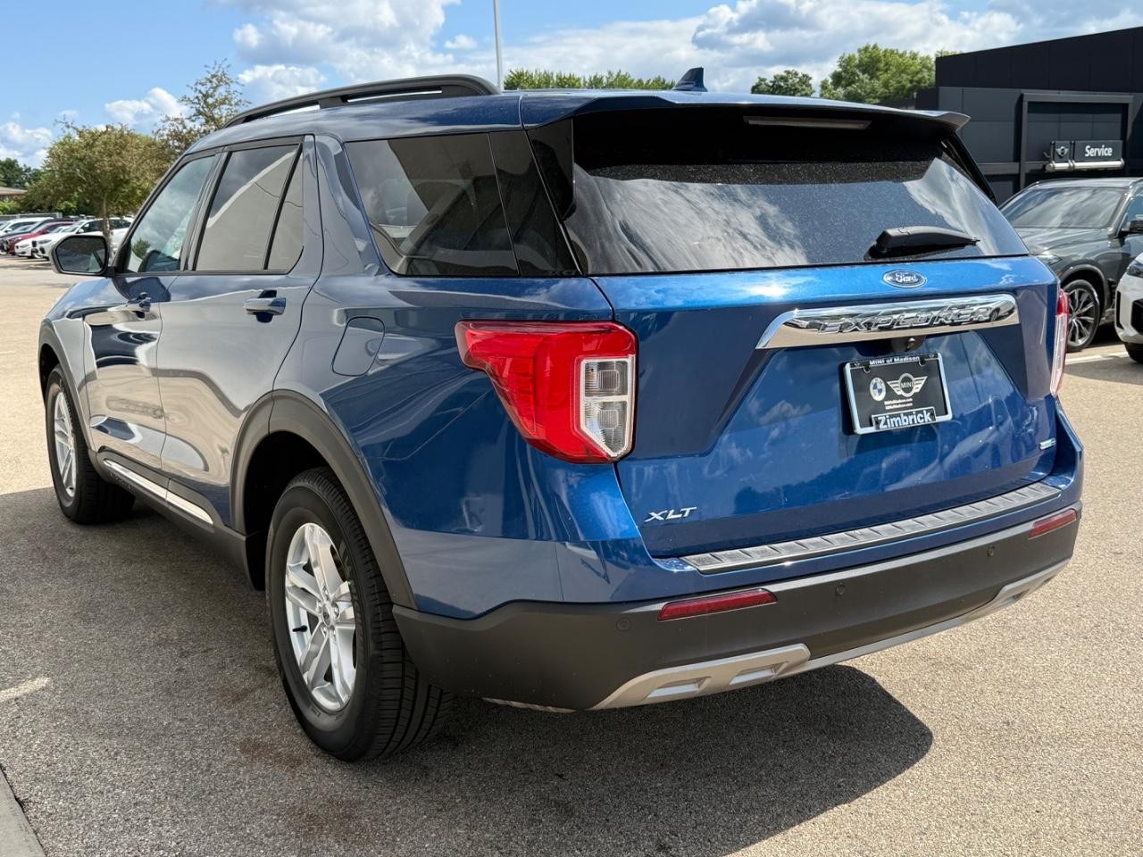 Ford Explorer Vehicle Image 06