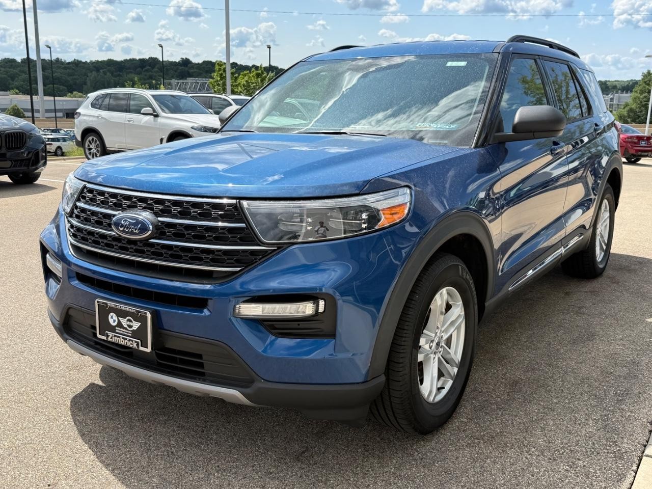 Ford Explorer Vehicle Image 08