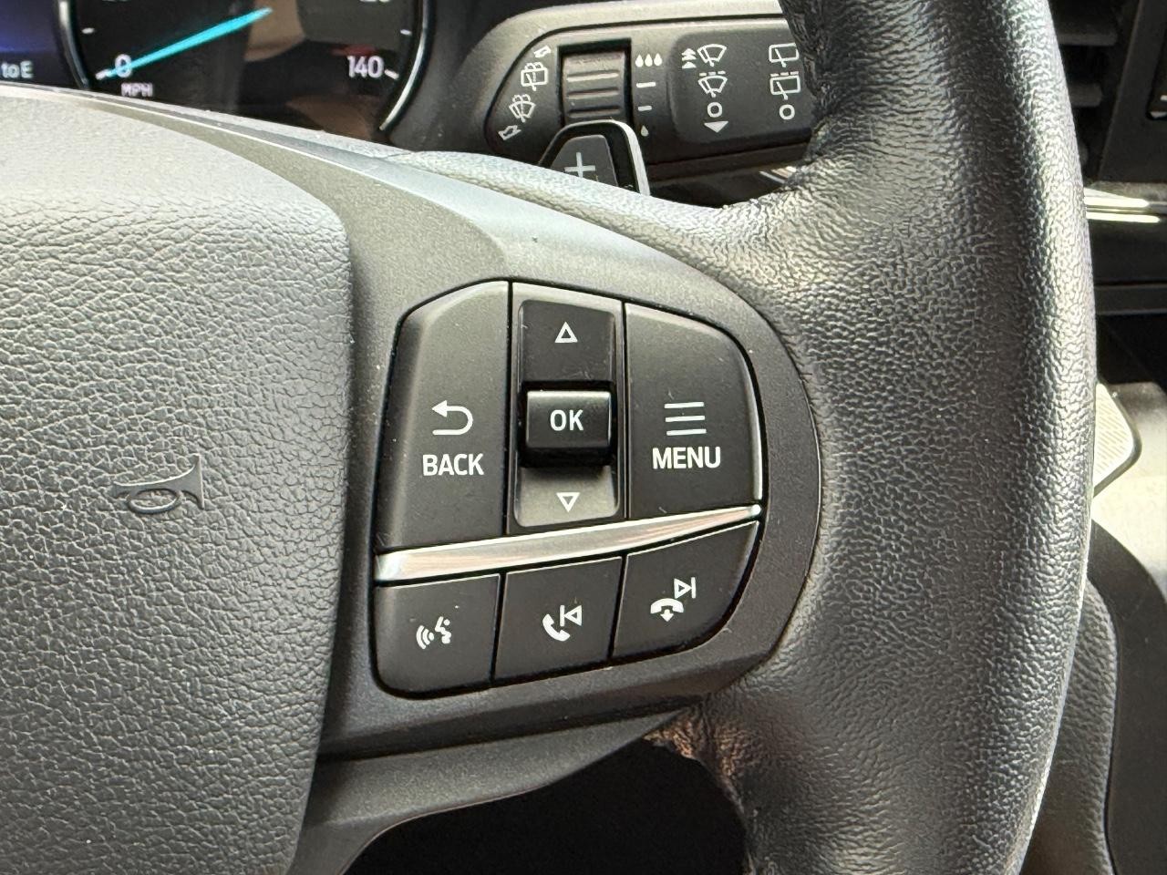 Ford Explorer Vehicle Image 17