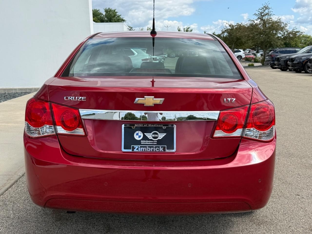 Chevrolet Cruze Vehicle Image 04