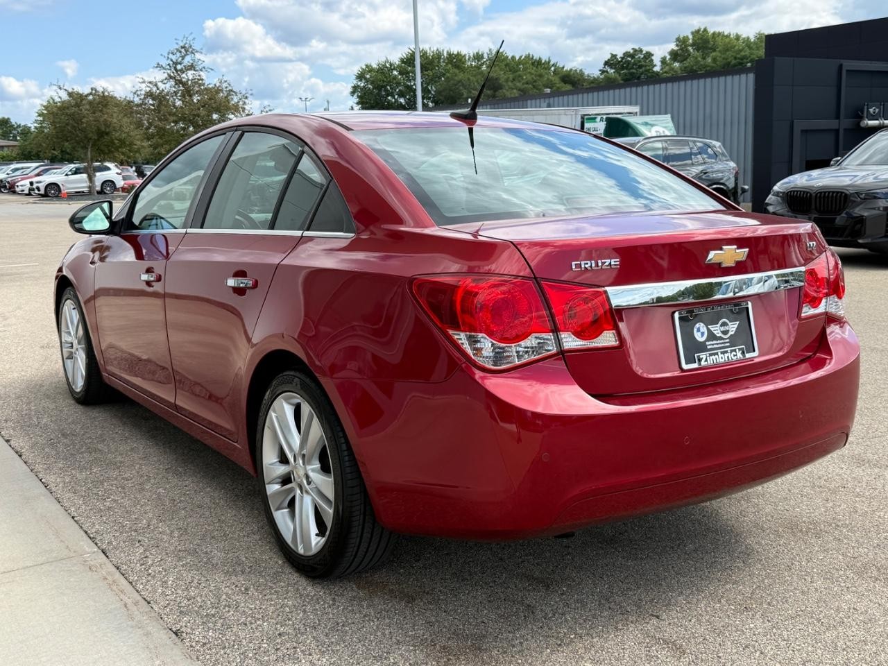 Chevrolet Cruze Vehicle Image 05