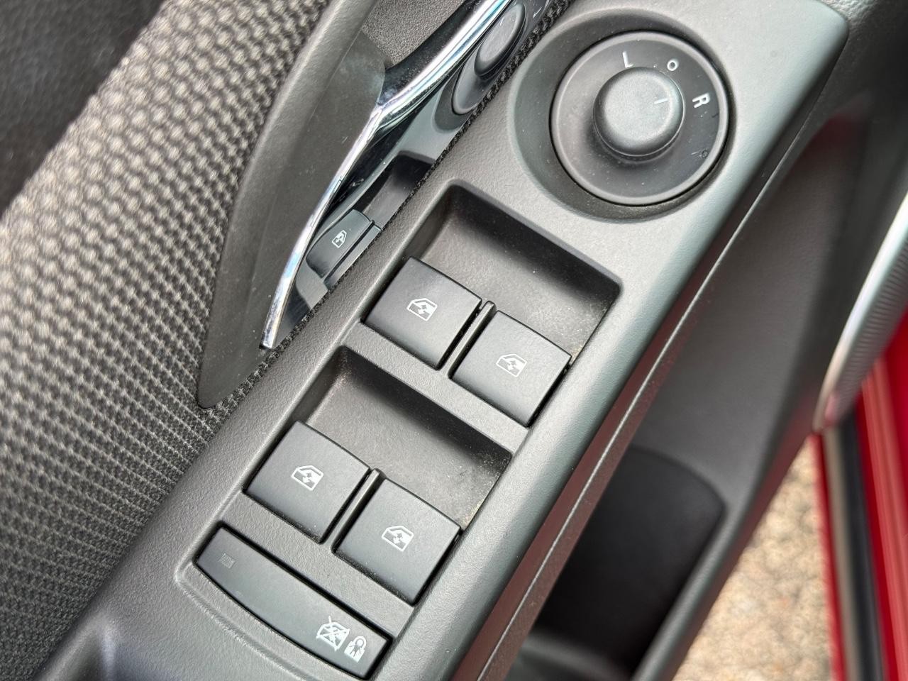 Chevrolet Cruze Vehicle Image 19