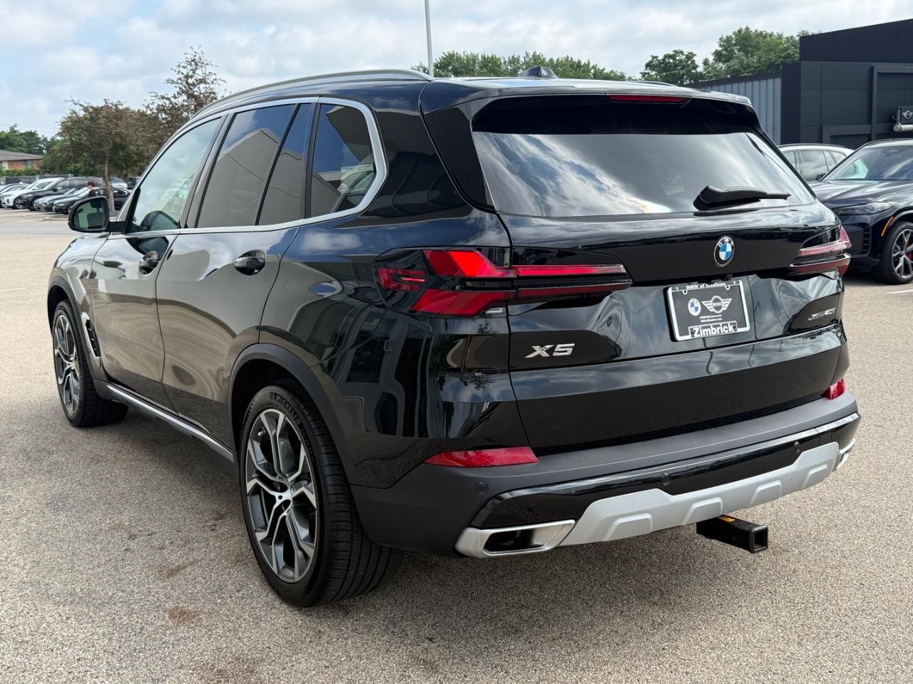 BMW X5 Vehicle Image 06