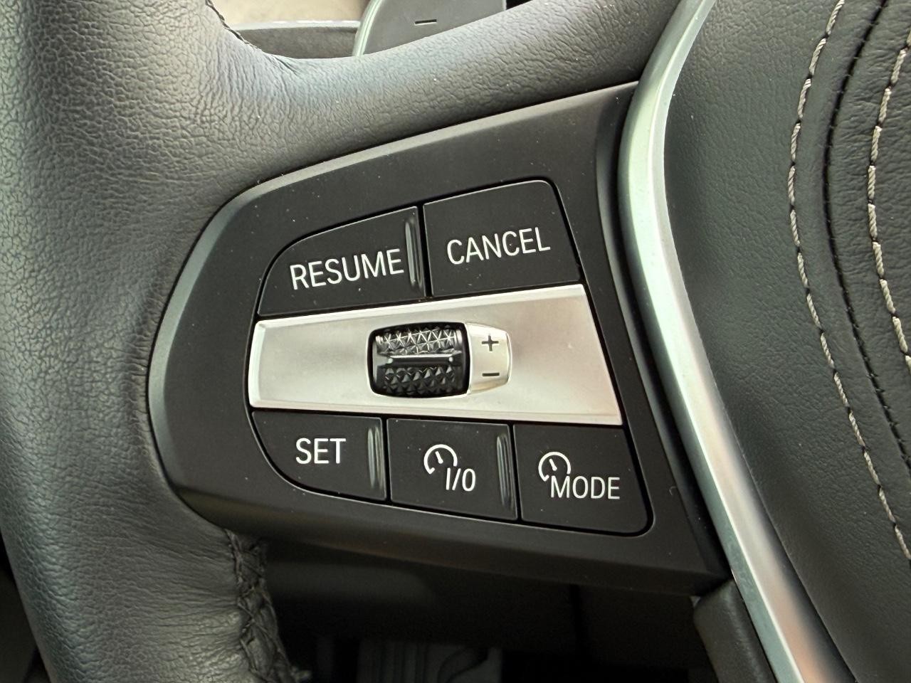 BMW X5 Vehicle Image 17
