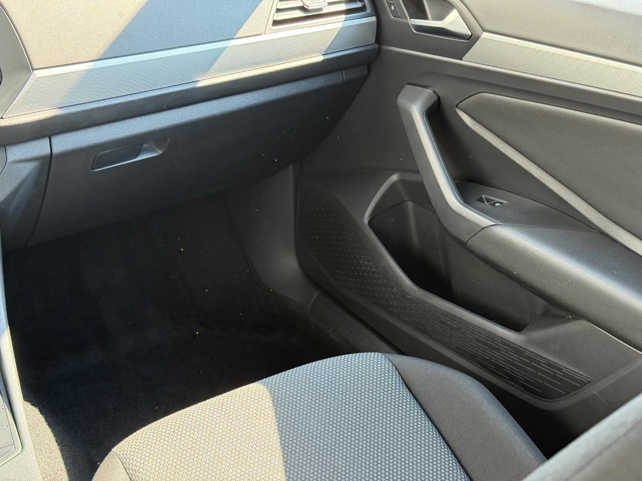Volkswagen Jetta Vehicle Image 15