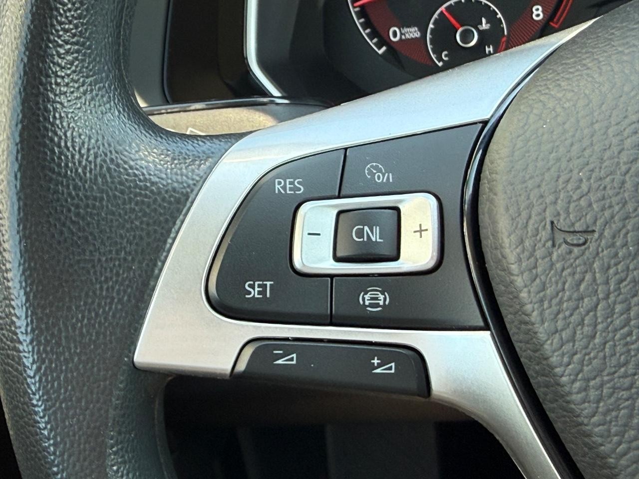 Volkswagen Jetta Vehicle Image 16