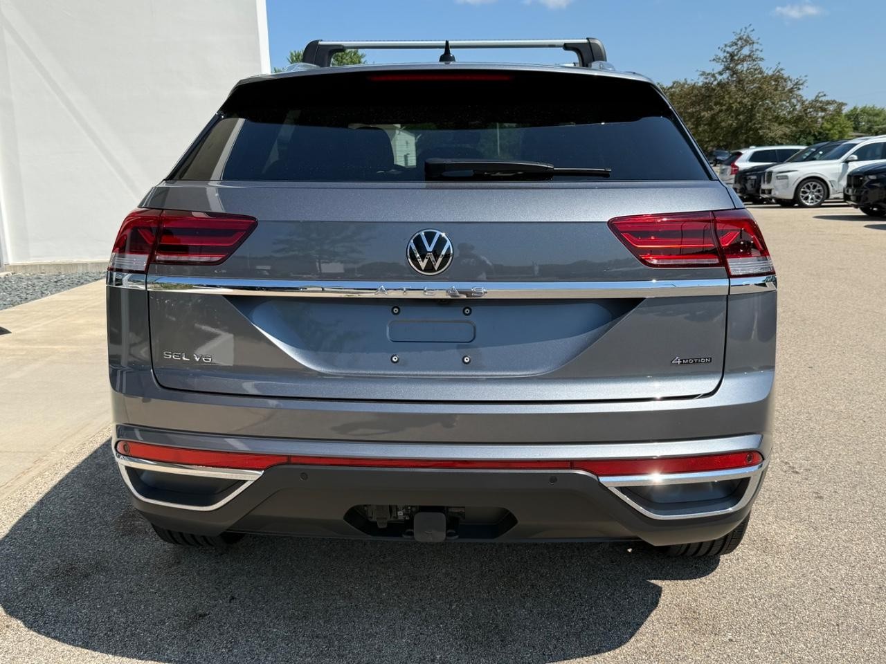 Volkswagen Atlas Cross Sport Vehicle Image 04