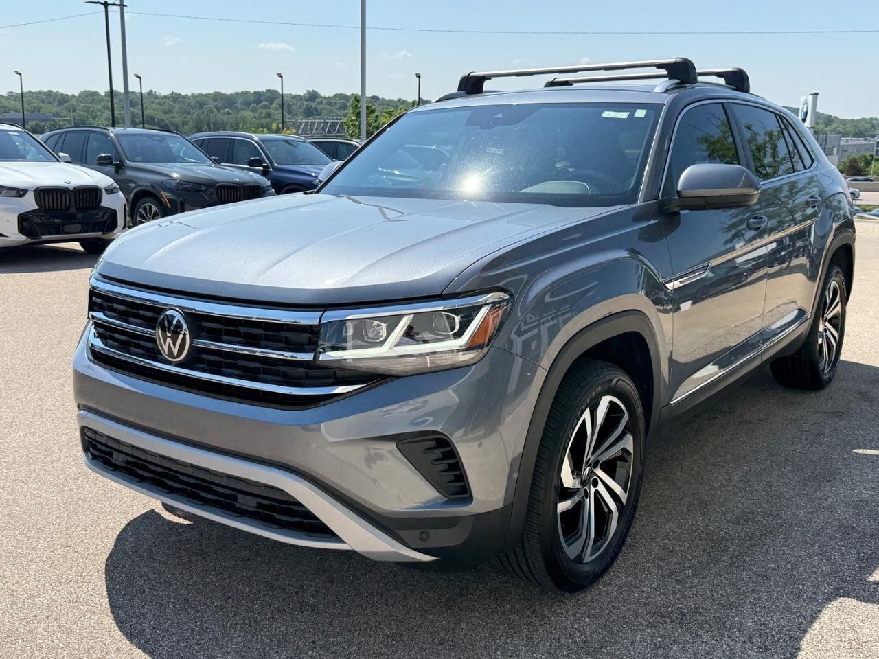 Volkswagen Atlas Cross Sport Vehicle Image 08