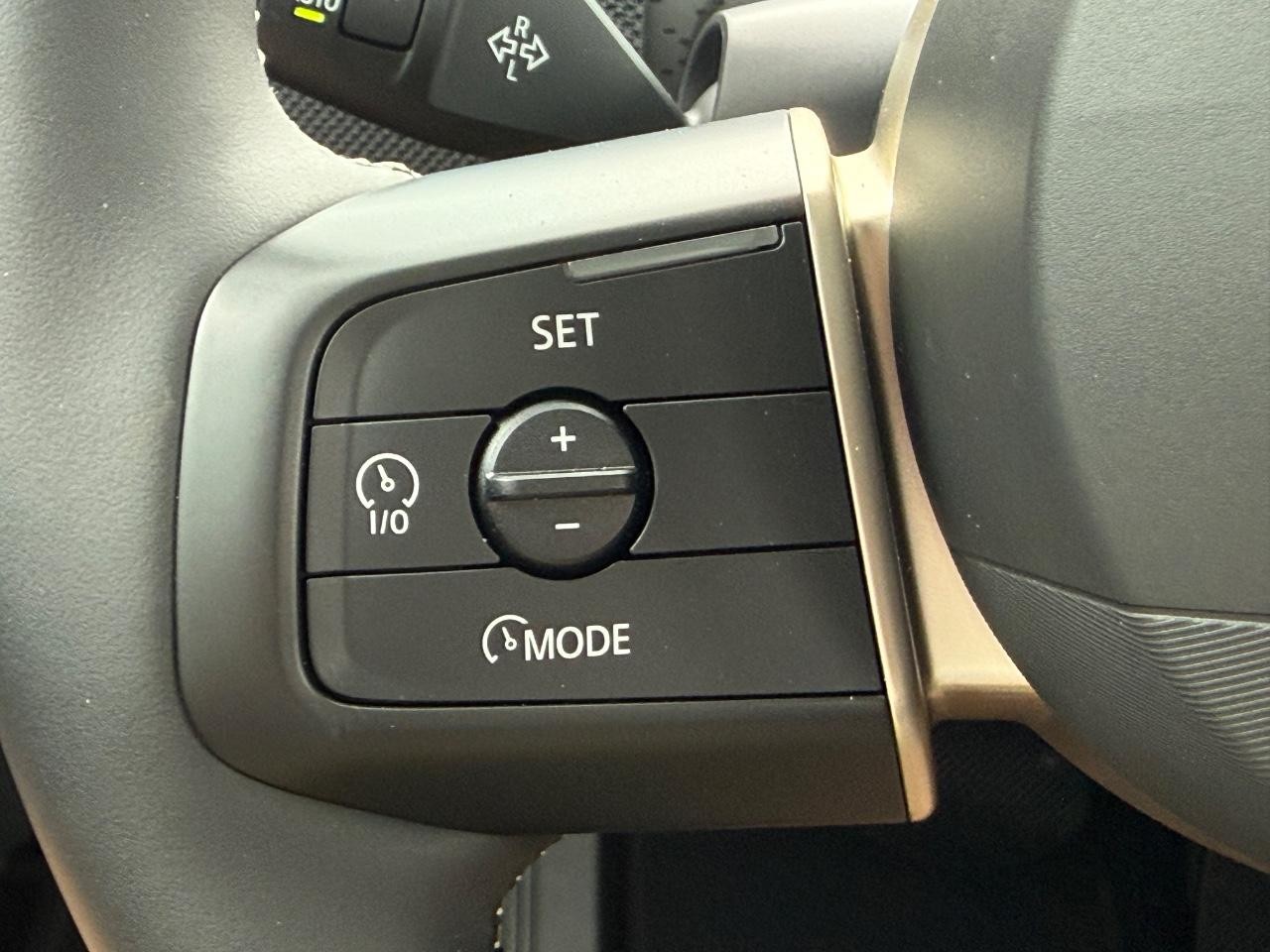 MINI Countryman Vehicle Image 10