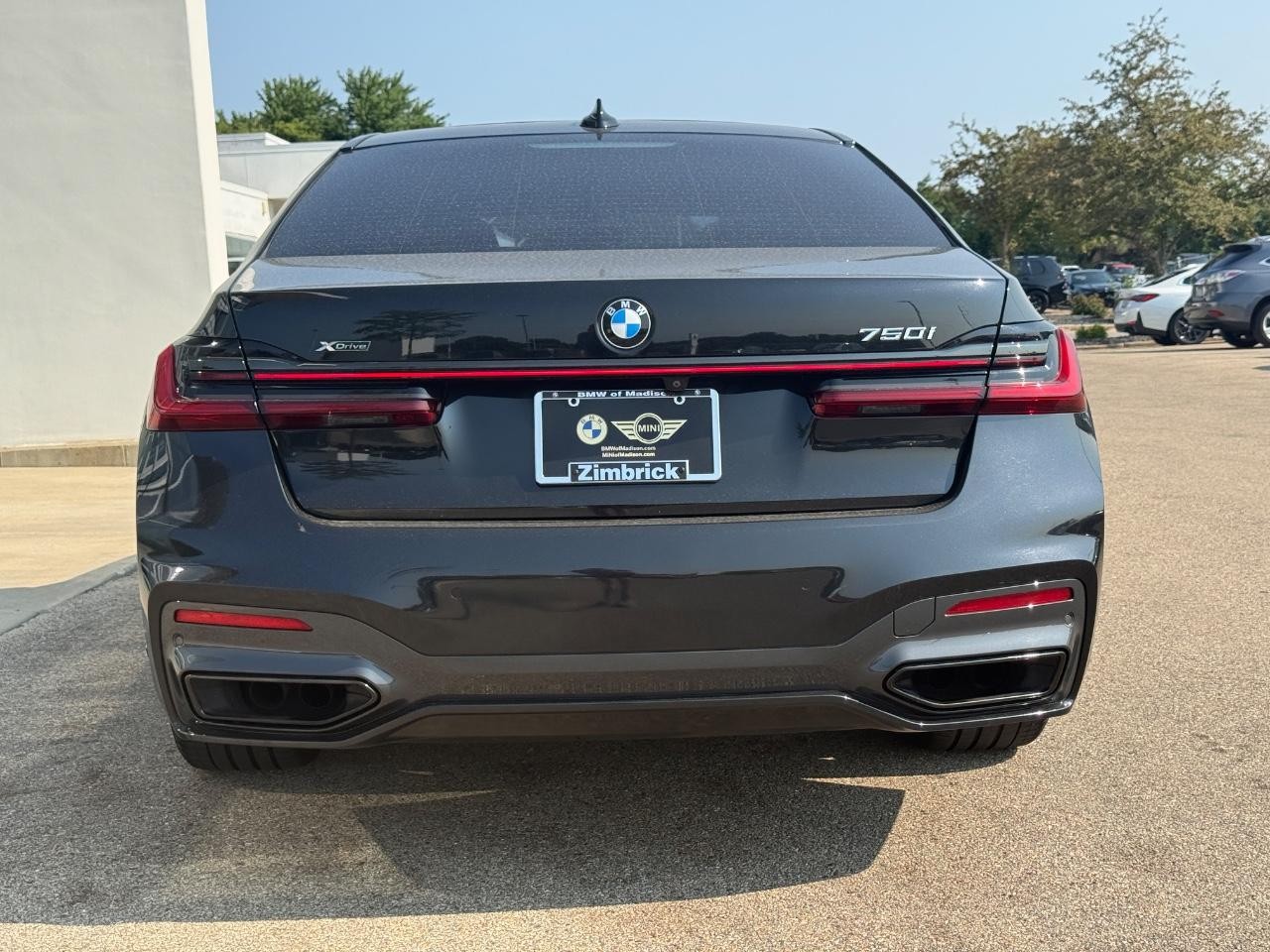 BMW 7 Series Vehicle Image 04