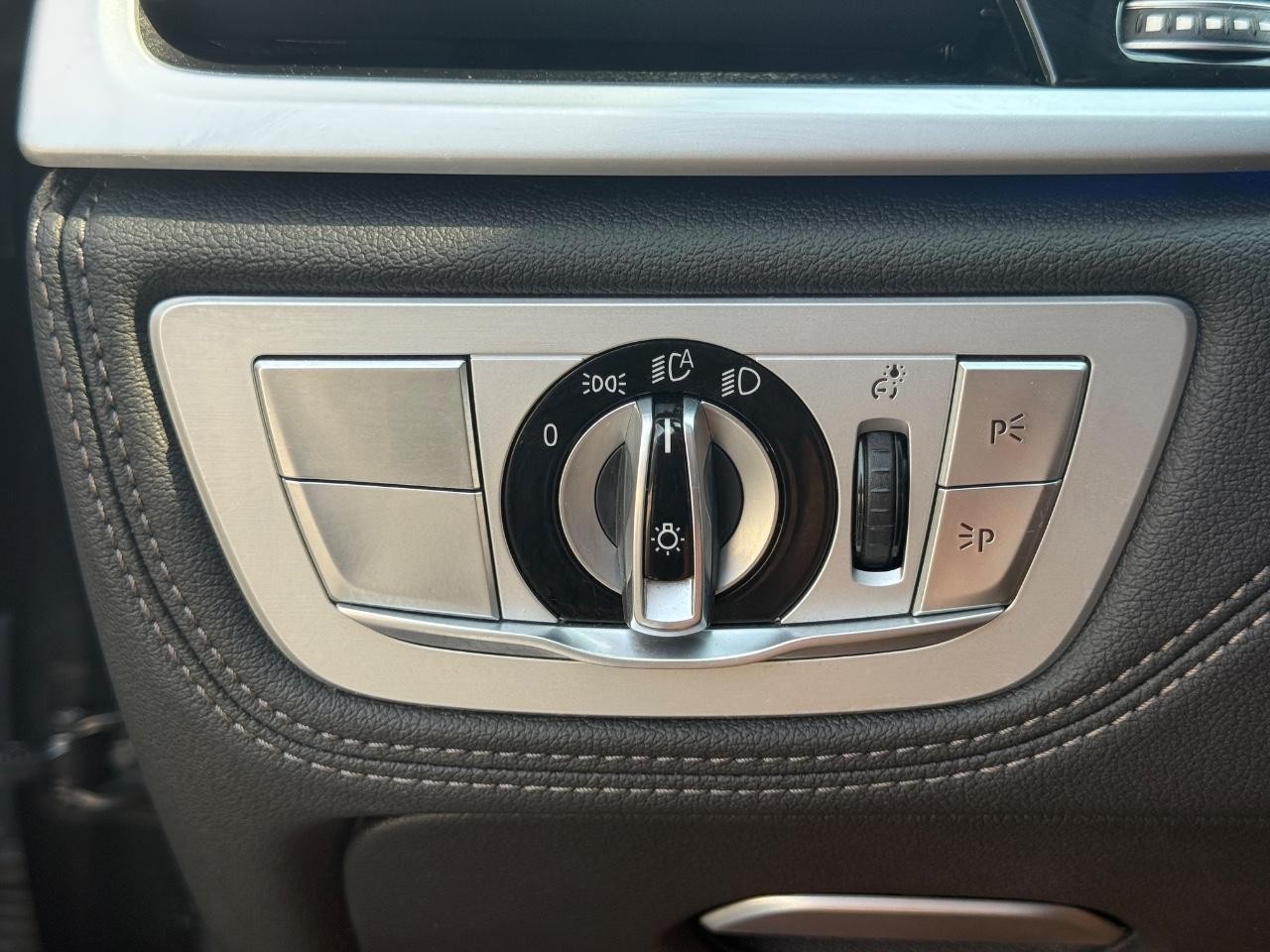 BMW 7 Series Vehicle Image 27