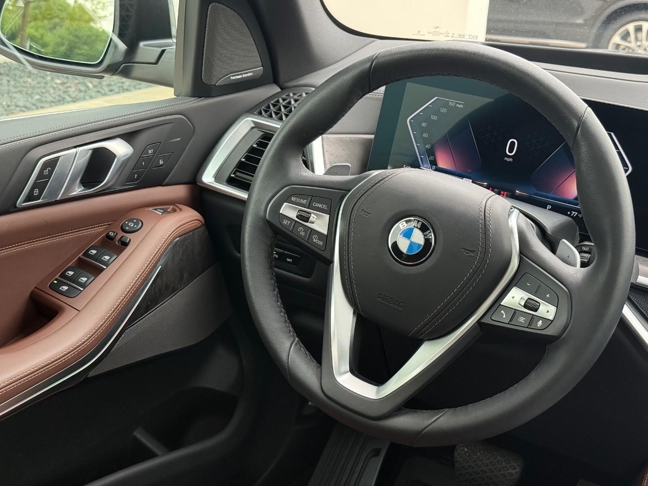 BMW X5 Vehicle Image 14